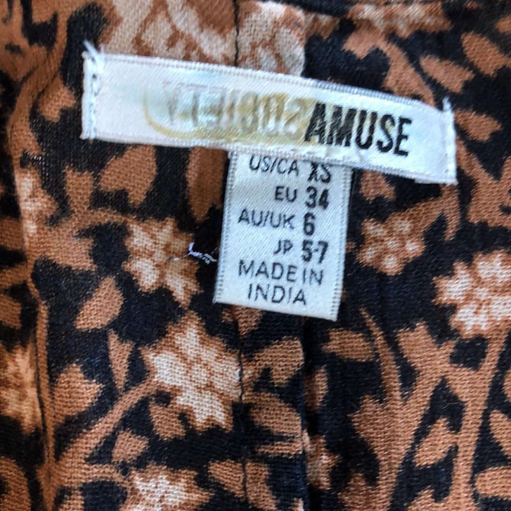 Amuse Society Brown Flowered Shorts Romper - Picture 6 of 7